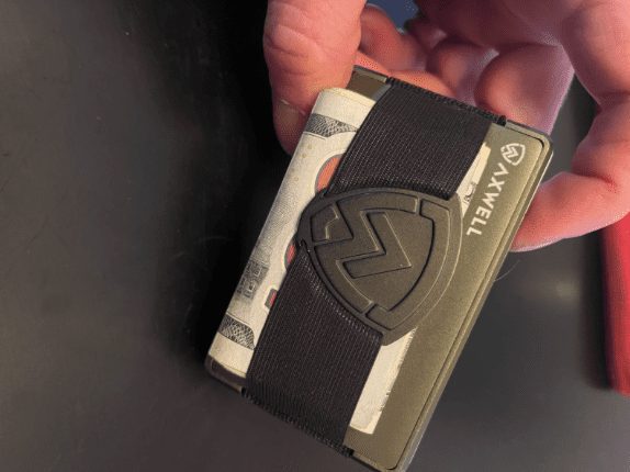 AXWELL Rigid Wallet – The Last Wallet You Will Ever Buy?